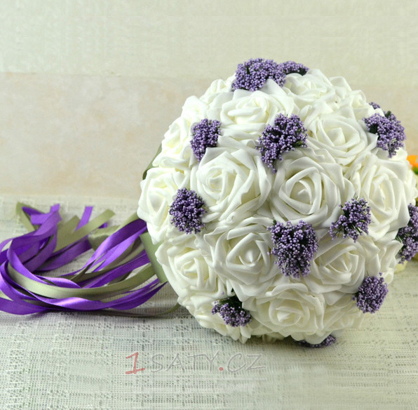 Bílé svatební kytice držení dárek Svatební kytice dárkové manuální simulace