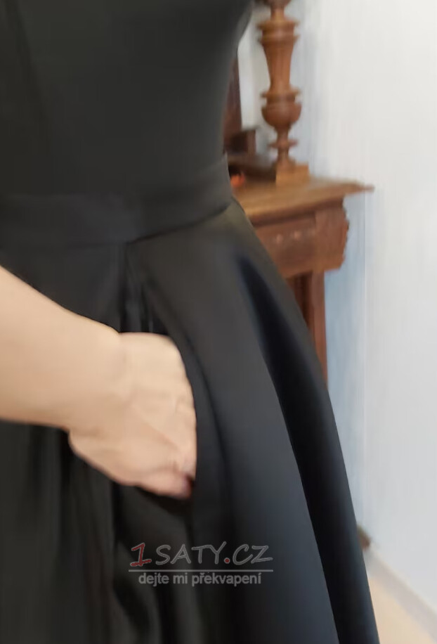 Odepínací zavinovací svatební sukně Černá dlouhá sukně s kapsami Svatební sukně na zakázku