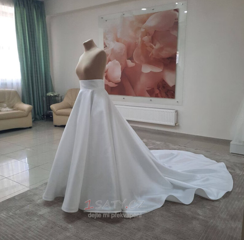 Odnímatelná svatební sukně odděluje Saténová svatební sukně Dlouhá sukně s vlečkou