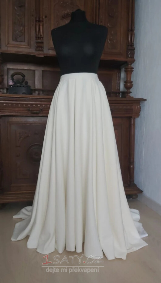 Sukně s kapsami sukně nevěsty odděluje svatební odnímatelnou vlečku Odnímatelnou sukni