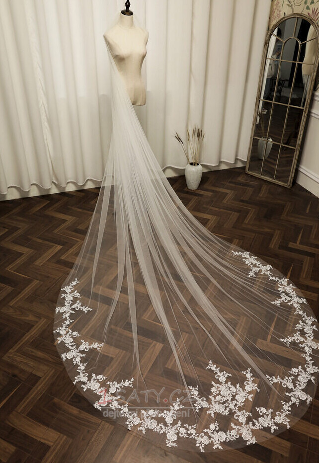 Svatební krajkový závoj s kovovým hřebínkem do vlasů Katedrála svatební doplňky závoj 350CM