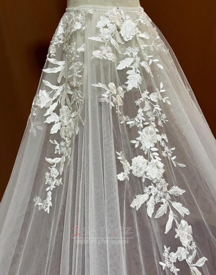 svatební sukně s květinou svatební odnímatelná sukně svatební odnímatelná vlečka Krajková odnímatelná svatební vlečka