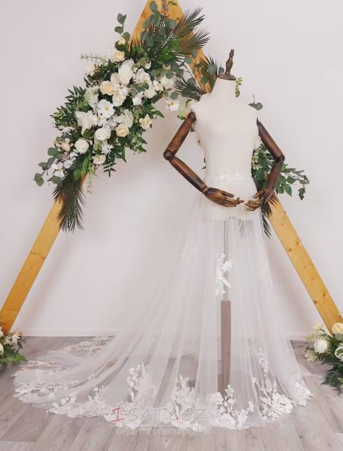 Svatební vlečka Svatební odnímatelná sukně Odepínací vlečka s krajkovým okrajem