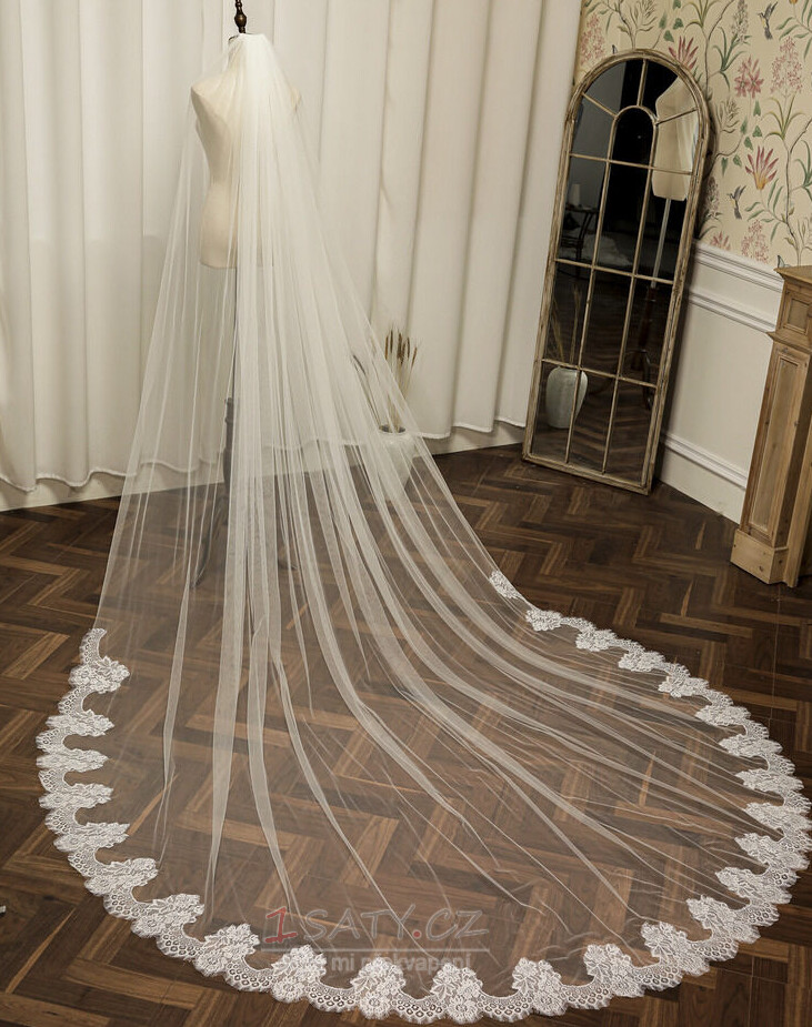 Svatební závoj Velký krajkový závoj s dlouhým úsekem Šifrovaný závoj ze slonové kosti Svatební závoj Velký krajkový závoj s dlouhým úsekem Šifrovaný závoj ze slonové kosti